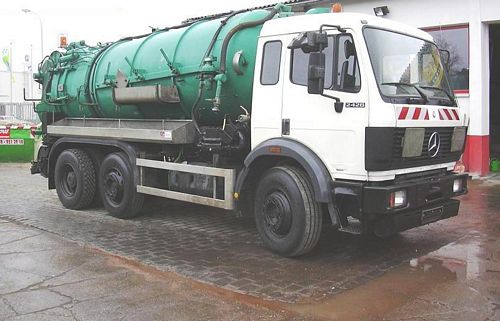 Mercedes-Benz 2426 L/6x2/4 KANALREINIGER Mercedes-Benz 2426 L/6x2/4 KANALREINIGER